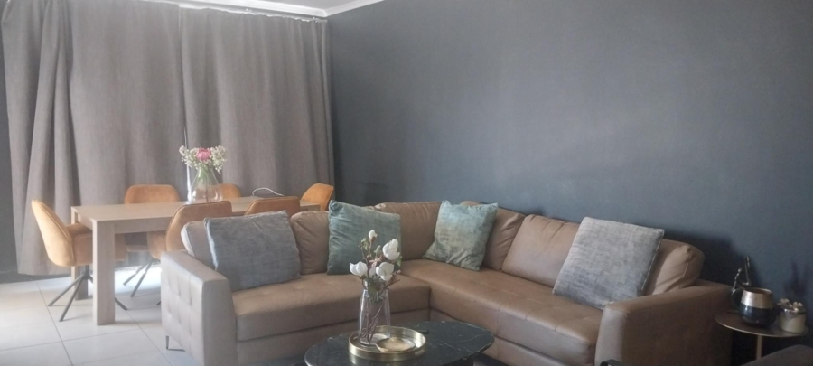 To Let 2 Bedroom Property for Rent in Parklands North Western Cape